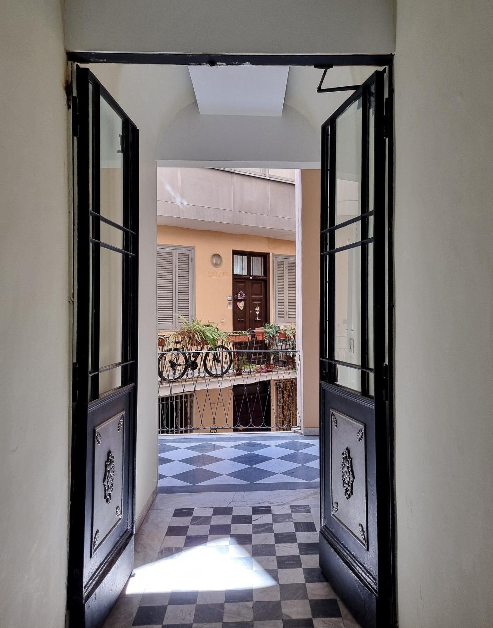 Colosseum Luxury Suite Рим Екстериор снимка