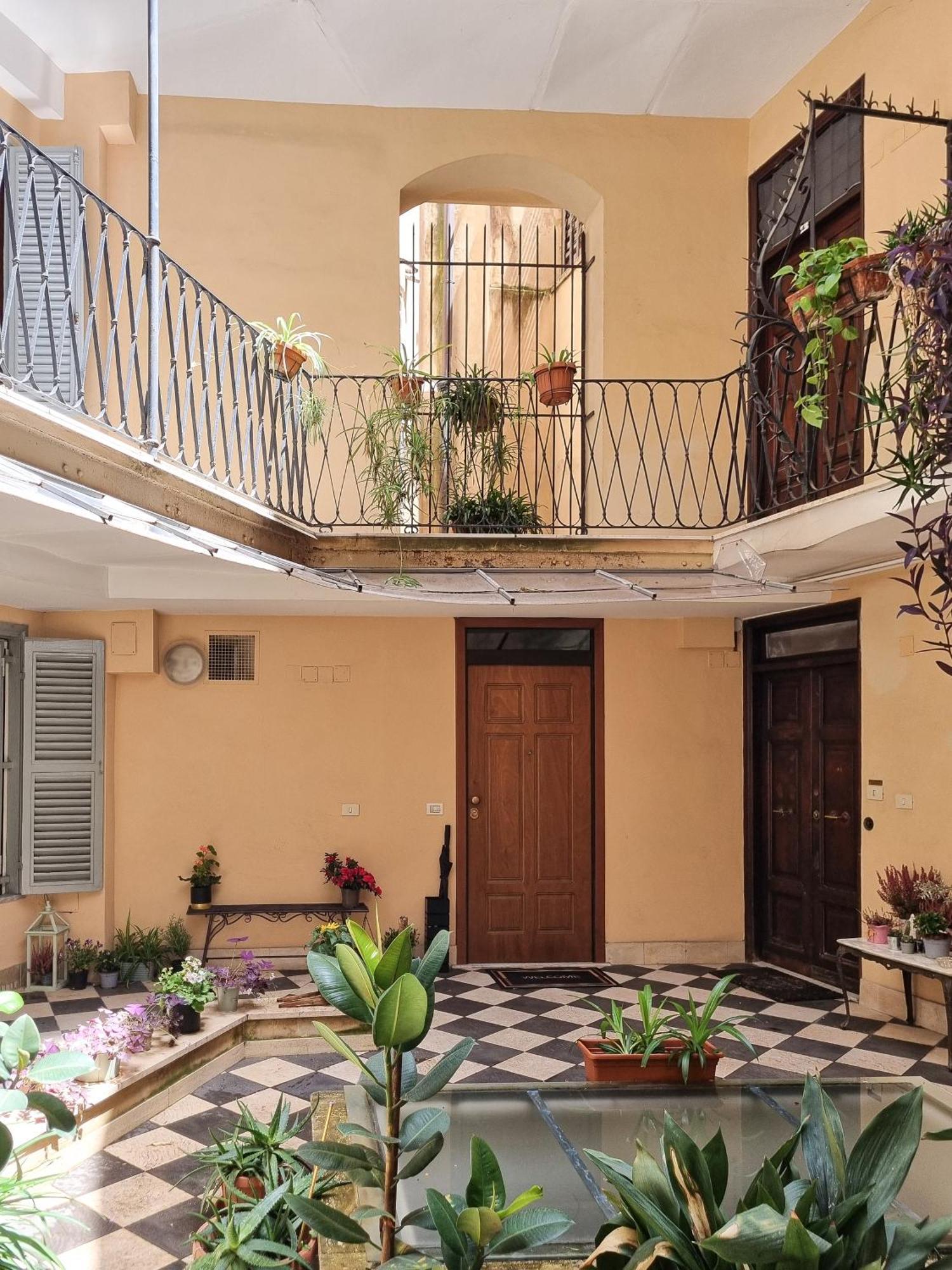 Colosseum Luxury Suite Рим Екстериор снимка